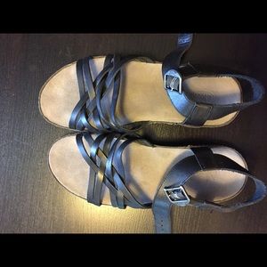 Chaco Fallon leather sandals